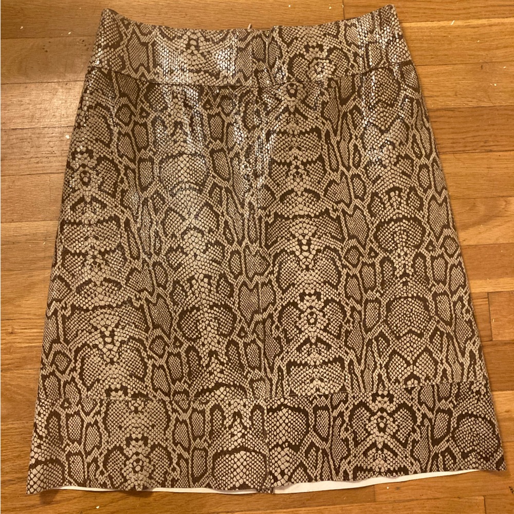 Leopard print leather straight skirt Robertson blvd boutique size 6 M